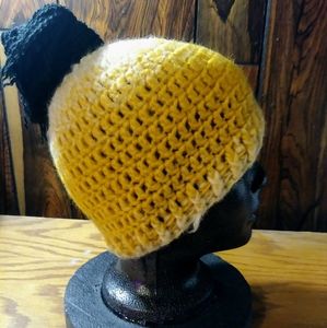 Crochet Messy Bun Ponytail Hat Beanie Yellow & White